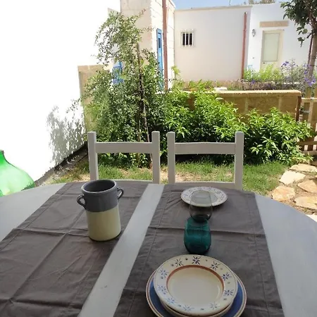 דירה Cosy With Shared Pool In Galatone 35 M²
